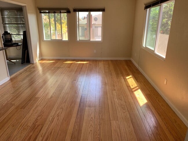 Photo - Epic REA-Great 1 BR/1 BA Unit in a S/S Duplex