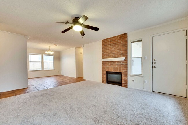 Photo - 1625 Sylvia Ct