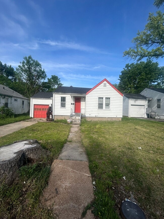 Building Photo - 2525 Tyrell Dr