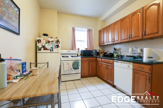 Photo - 43 Orkney Rd Unit 3