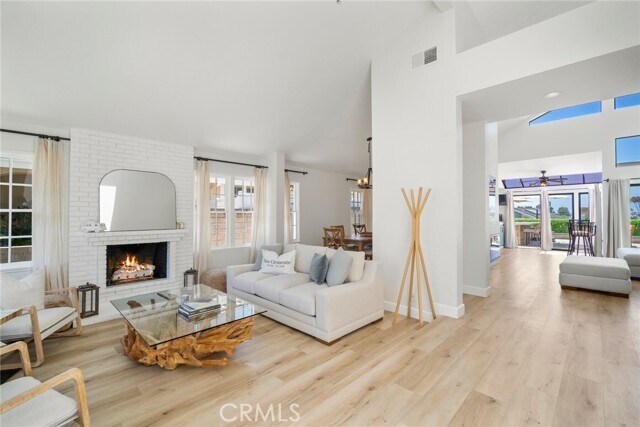 Photo - 405 Calle Macho Casa