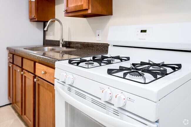 Studio, 1 BA - 500 SF - Liberty Bay