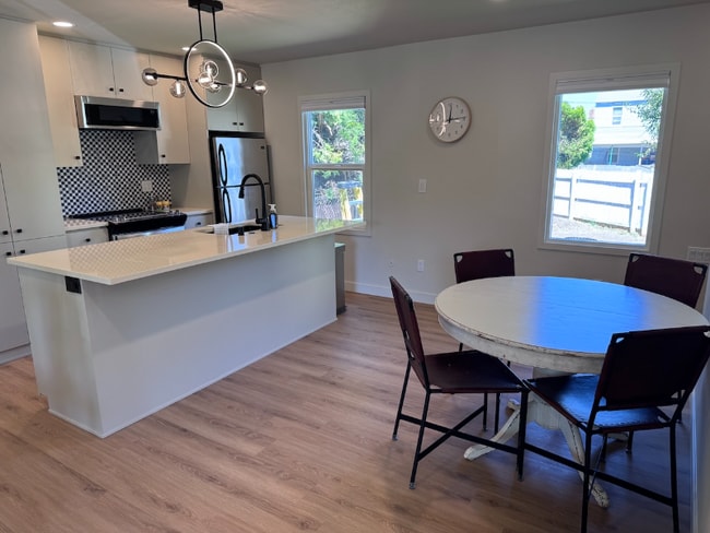 Photo - 1404 Black Ct