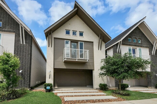 Photo - 1046 Homer St