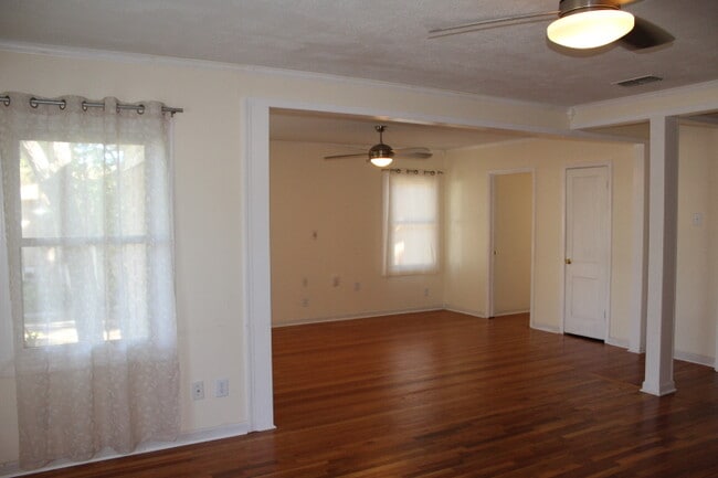 Photo - 2507 31st St