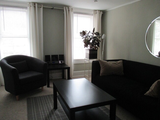 Building Photo - 254 Baird Cove Rd Unit Furnished N. Asheville Apartment