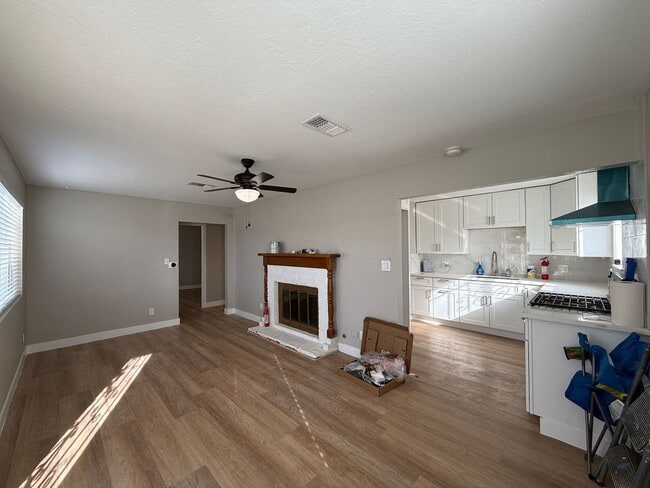 Photo - Lancaster 3 Bedroom + 2 Bathroom