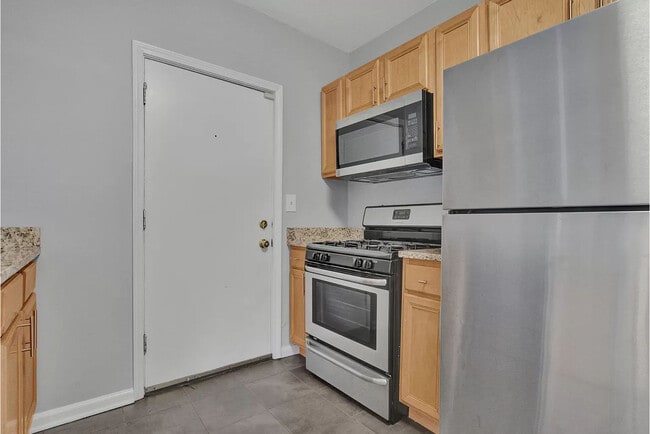 Photo - 6211 S Woodlawn Ave Unit B - Room 4