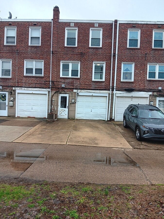 Reforma importante - 4 S Academy Ave