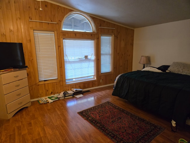 Photo - 40721 NE Munch Rd