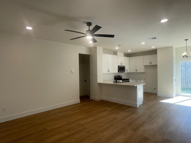 Photo - 16539 Oasis Glade Dr