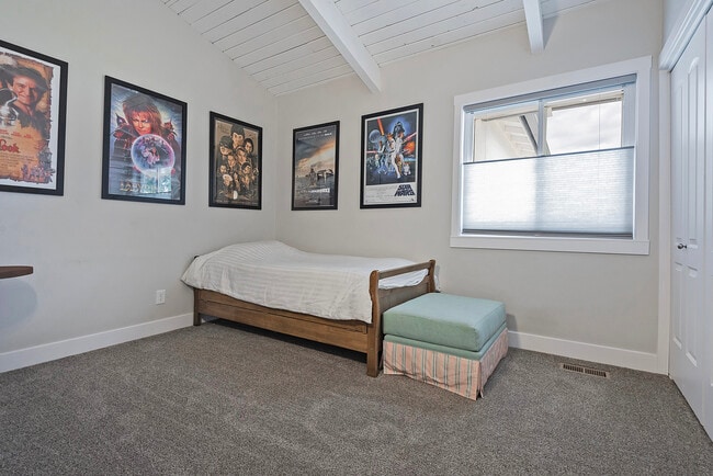 4901 S Laura Dr Unit Entire home