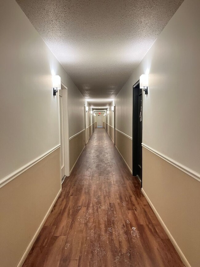 Photo - 444 N Clay Ave Unit 444 N Clay Ave