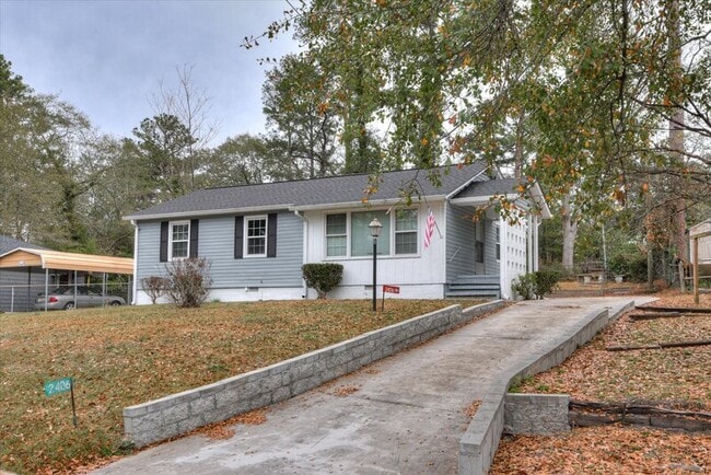 Building Photo - 2406 Sparks Rd