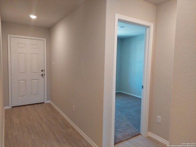 Photo - 5731 Sunset Vis