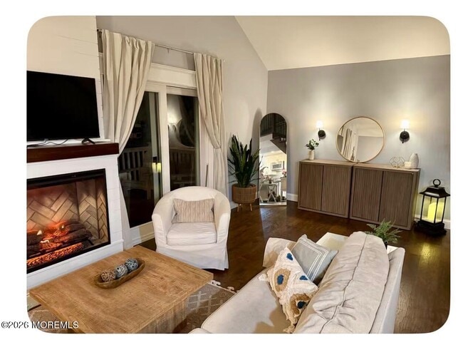 Photo - 140 Matilda Dr