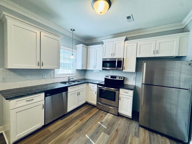 Photo - Newer Townhouse (Wiggington Place)