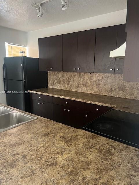 Building Photo - 6385 W 27th Ave Unit 24-3