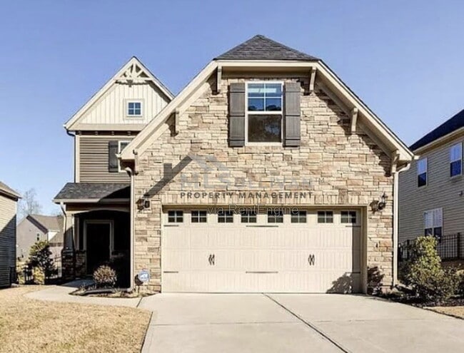 Photo - 207 Maple Walk St
