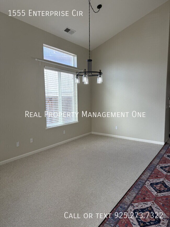 Photo - 1555 Enterprise Cir