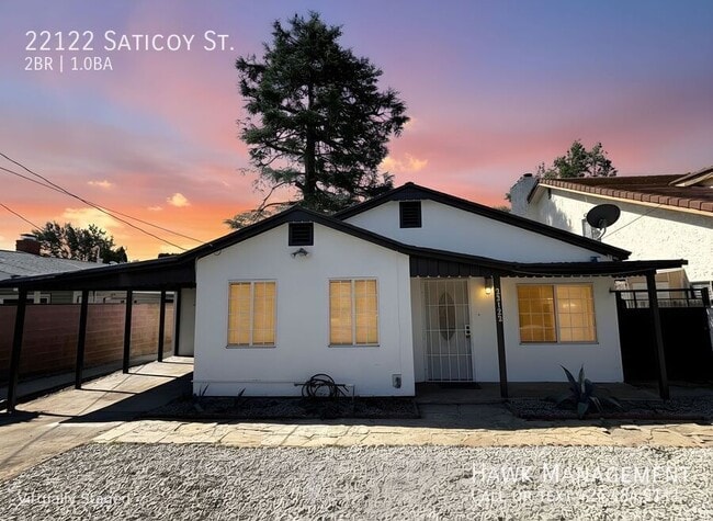 Photo - 22122 Saticoy St