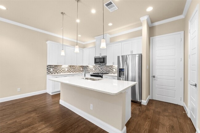 Photo - 2952 Sheridan Dr