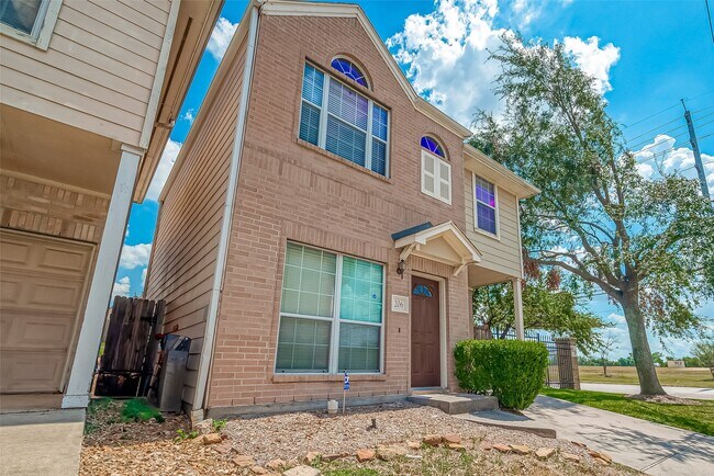Photo - 206 Sydnor St