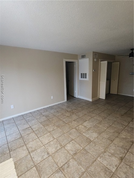 Photo - 1901 Holleman Dr W Unidad 201