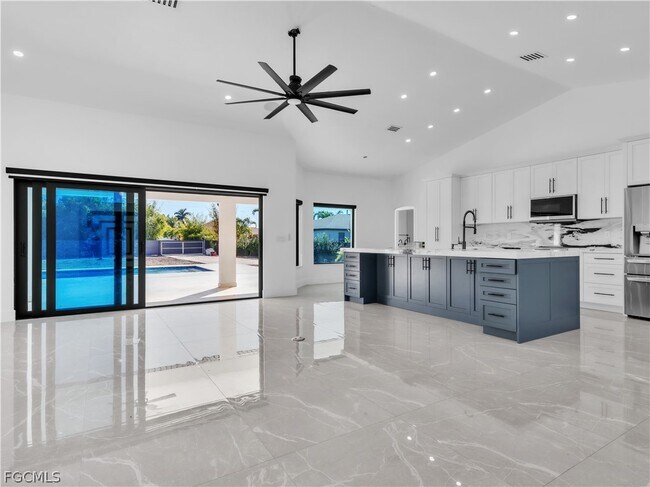 Photo - 2836 NW 5th St