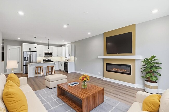 Photo - 2718 Budd St Unidad 2N