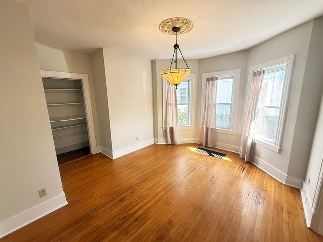 Photo - 15 Orchard St