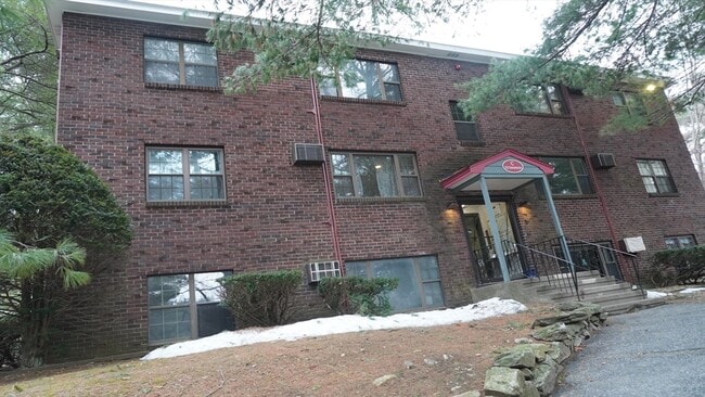 Building Photo - 53 Swanson Ct Unit 36C