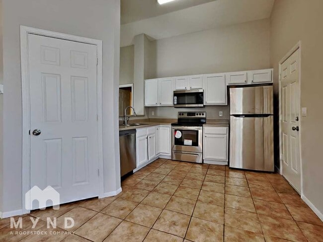 Photo - 8913 W Fairmount Ave