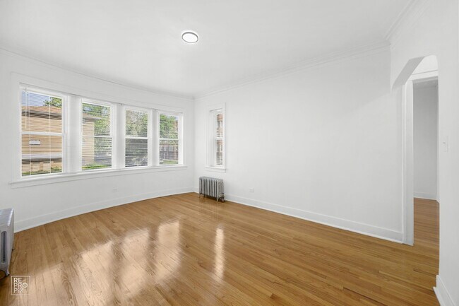 Photo - 8101 S Drexel Ave