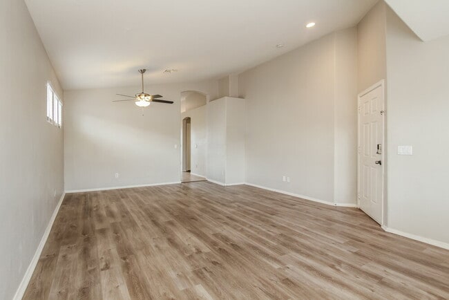 Photo - 8256 N 112th Ave