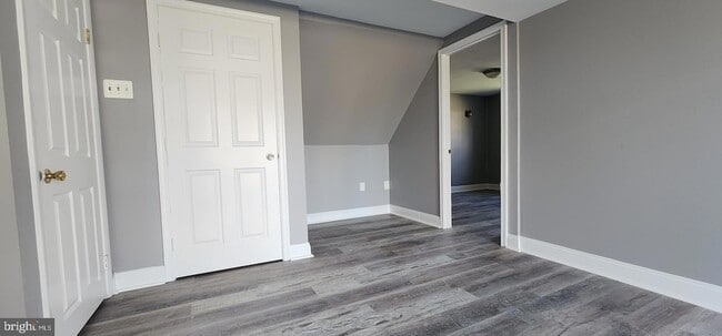 Photo - 14820 Darbydale Ave