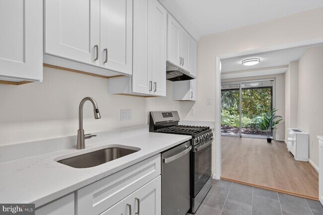 10500 Rockville Pike Unit G17