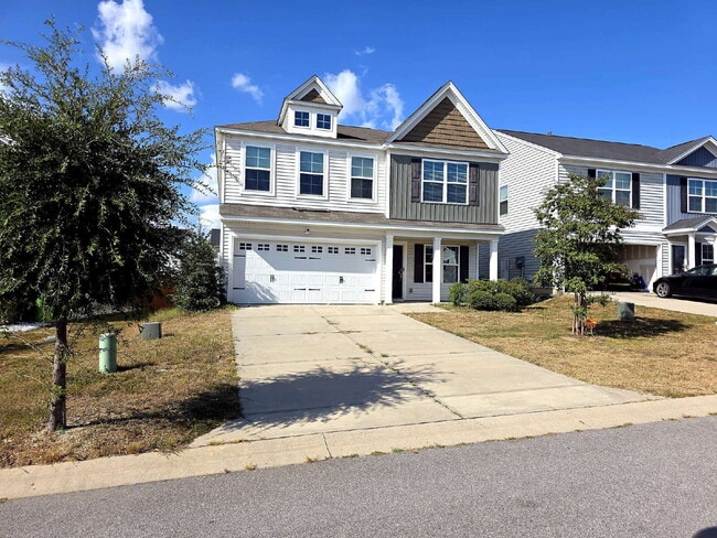 721 Tanager Ln