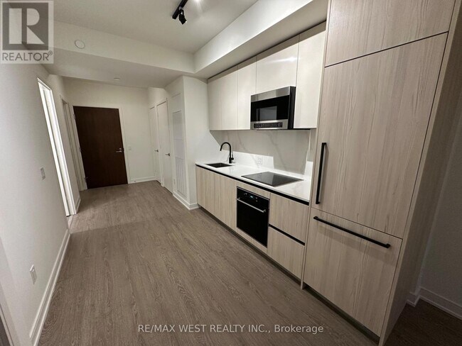 Photo - 425 Front St E Unit 509