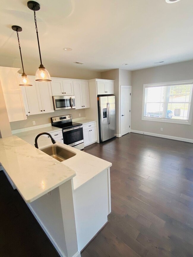 Photo - Great Location 3 Bedroom House