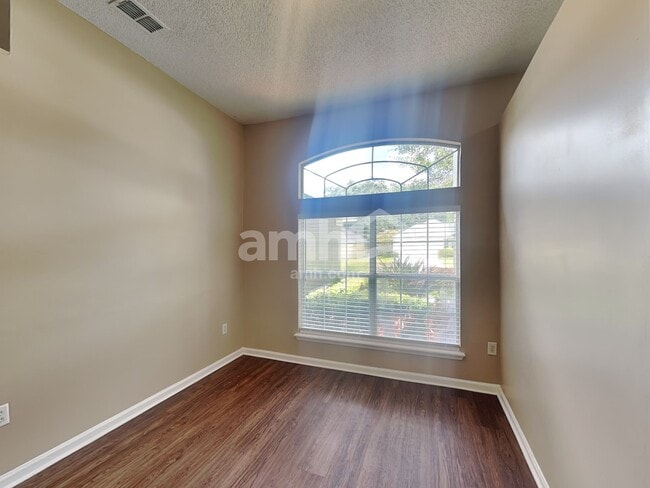 Photo - 1041 Blackberry Ln