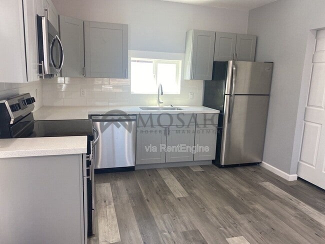 Photo - 257 E Oakland St Unit 1