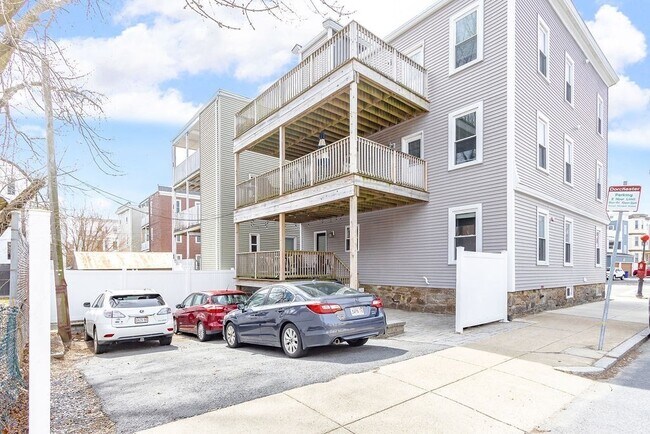 Photo - 142 Boston St Unit 3