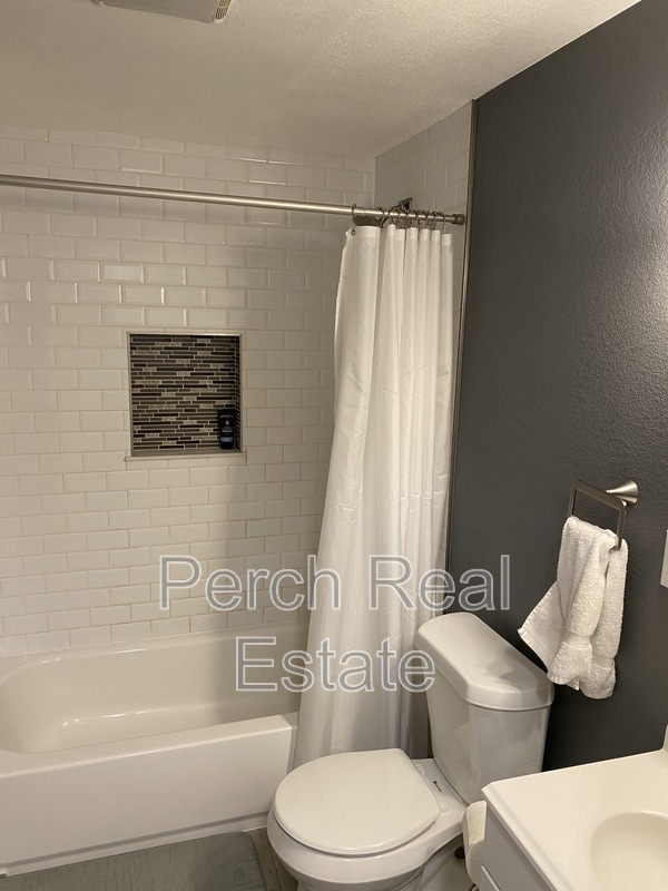 Photo - 1550 Tabor St