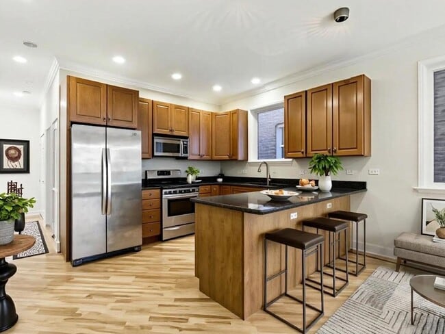 Photo - 2629 W Haddon Ave Unit 2