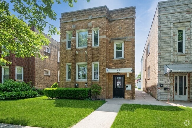 Building Photo - 1510 Pitner Ave Rental