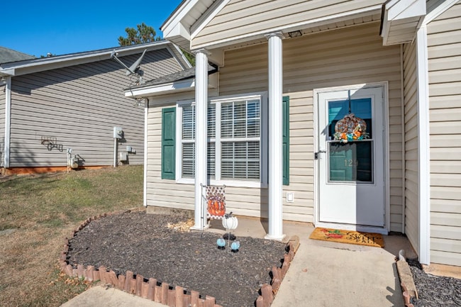 Photo - 129 Merowey Ct