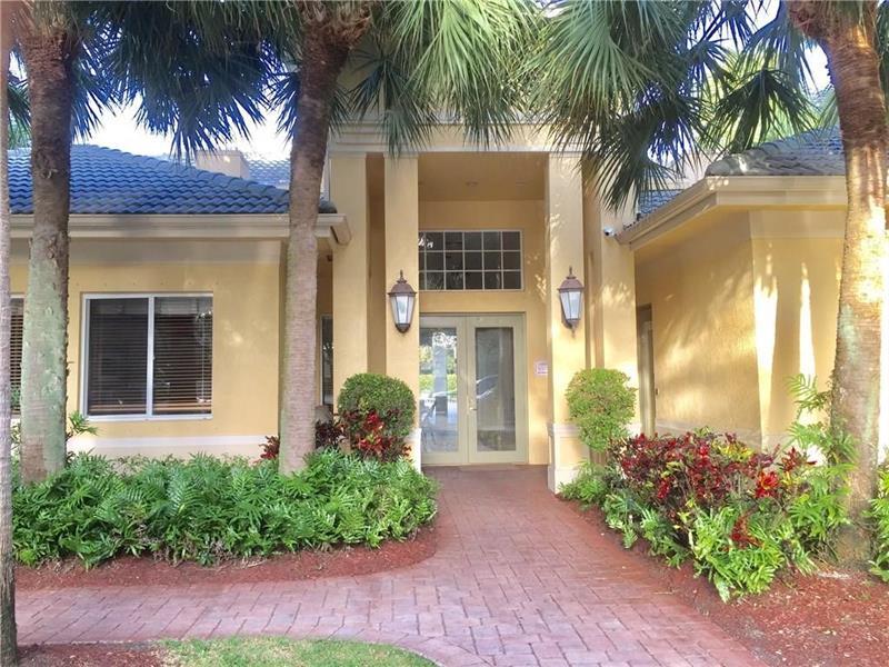 Photo - 4759 Pinemore Ln