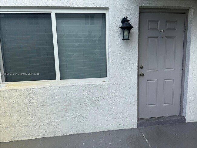 Photo - 715 NE 2nd Ave Unit 105