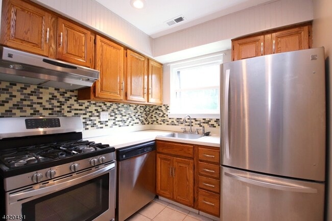 Photo - 1410 Normandy Ct Unit 1410